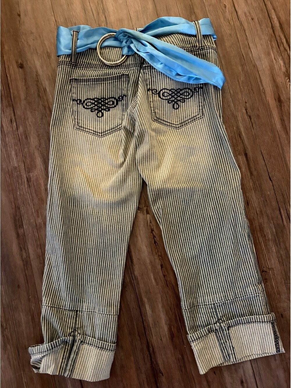 Miss Vigoss Striped Capri Jeans Womens Sz 29 Embroidered